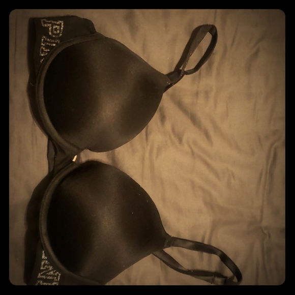 Victoria's secret size 34B  pushup bra - Picture 1 of 7